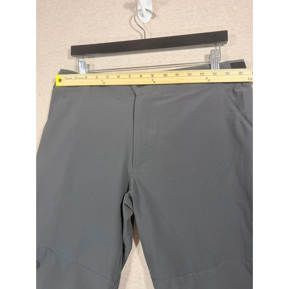 The North Face Shorts Mens 32 Gray Hiking Technical Activewear Stretch